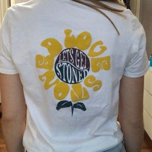 Let’s get stoned t-shirt!🌼